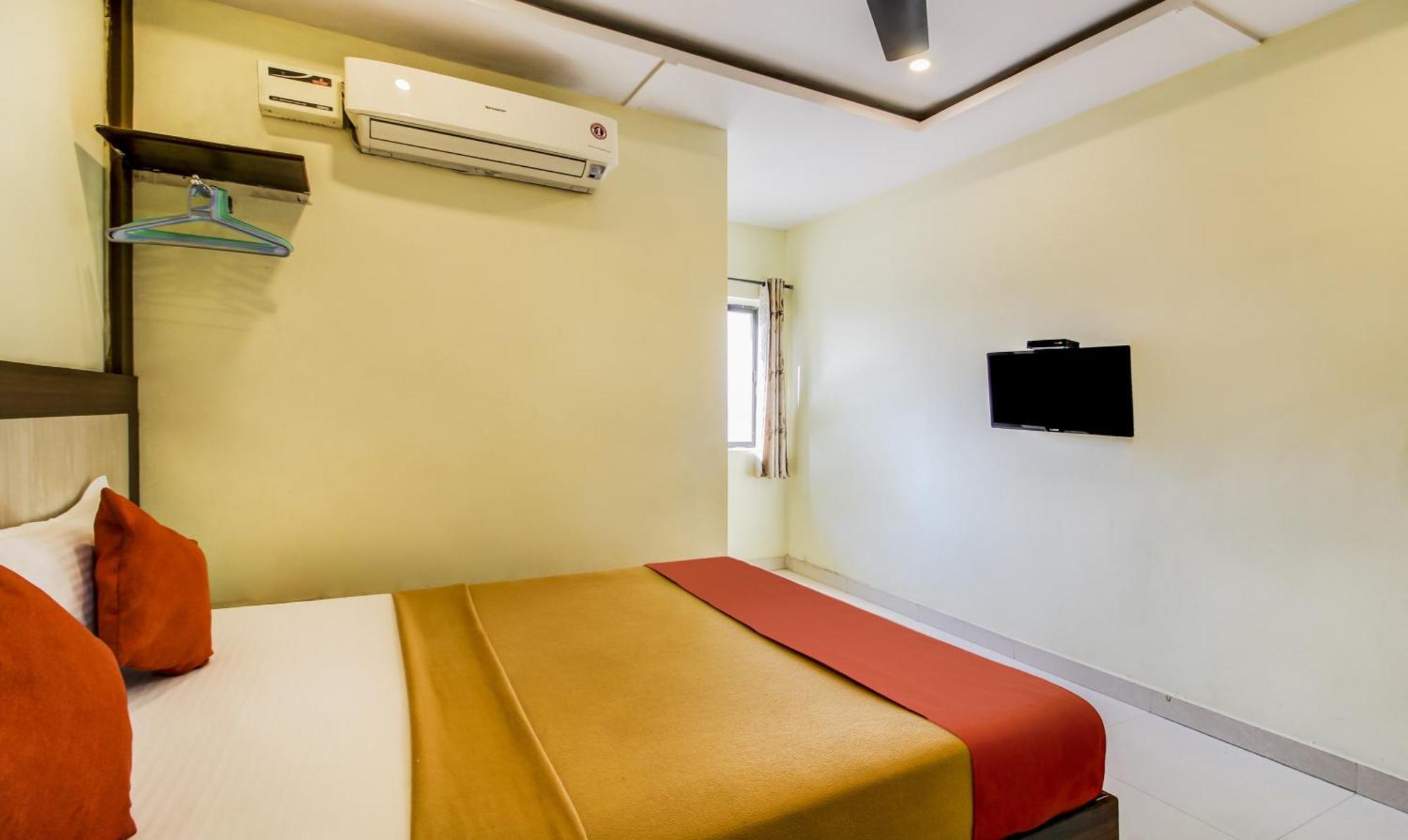 Hotel Neem Tree Hyderabad Airport Shamshabad Buitenkant foto