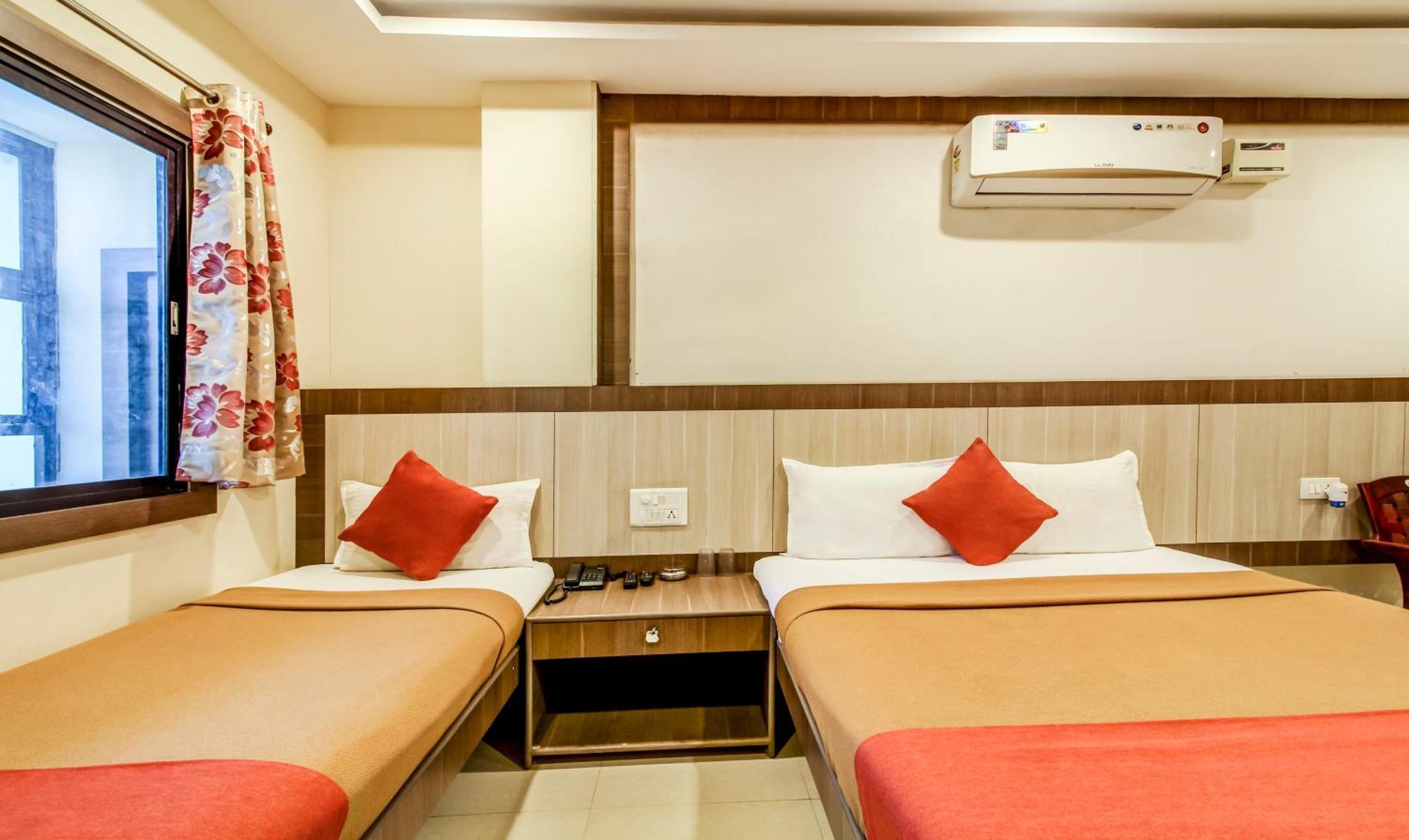Hotel Neem Tree Hyderabad Airport Shamshabad Buitenkant foto