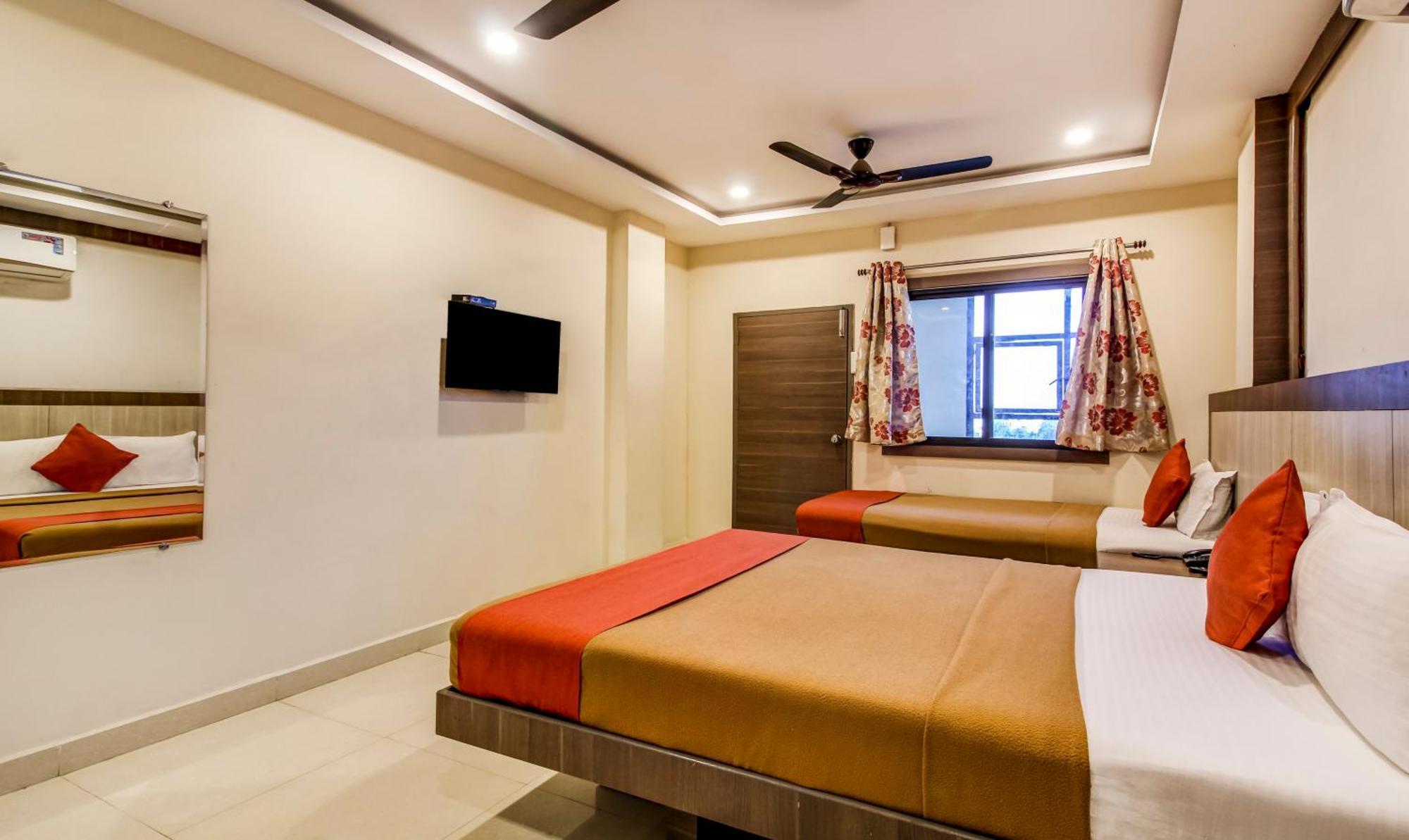 Hotel Neem Tree Hyderabad Airport Shamshabad Buitenkant foto