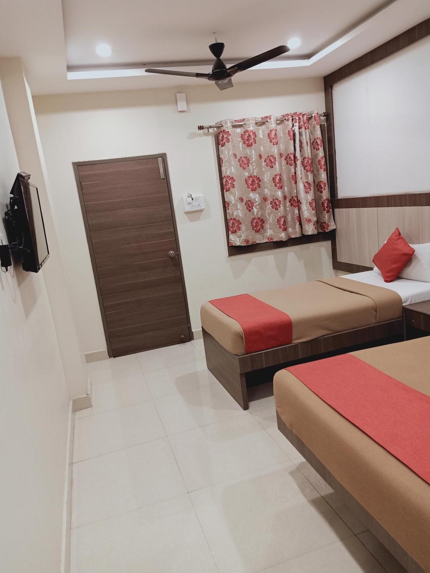 Hotel Neem Tree Hyderabad Airport Shamshabad Buitenkant foto